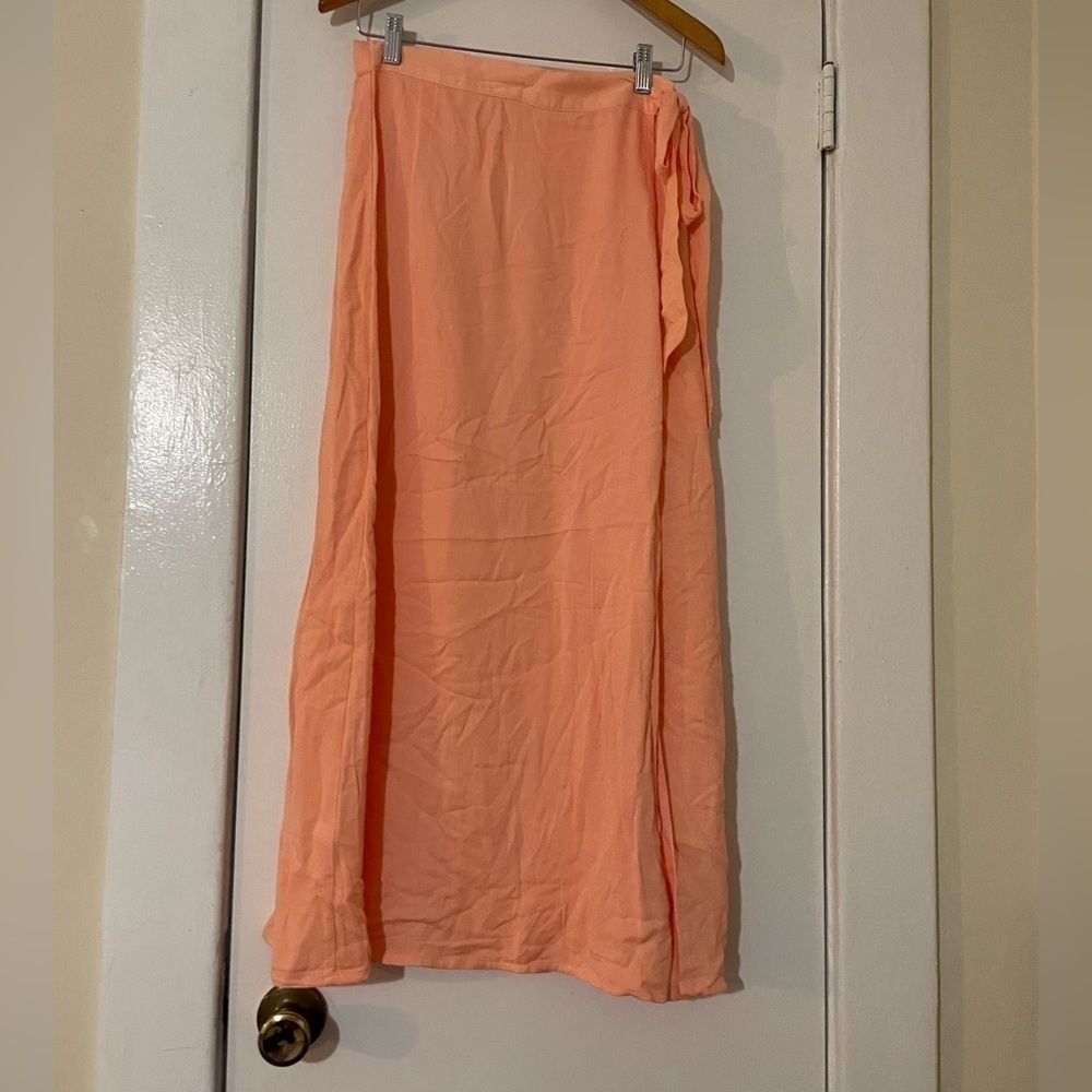 Lucca Couture Creamy Peach Maxi Skirt Size Small NWT‎